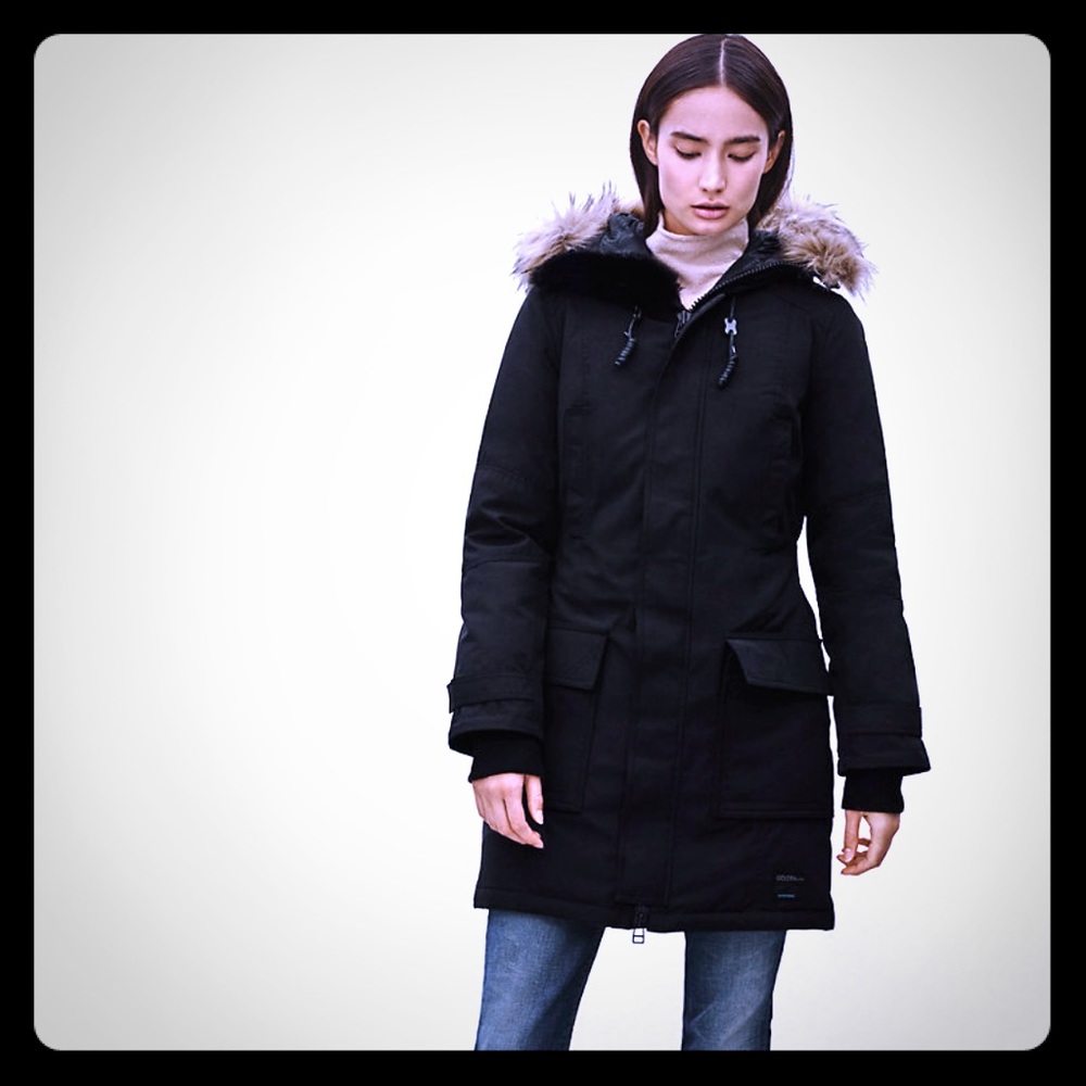 Aritzia Golden By TNA Bancroft Parka XS